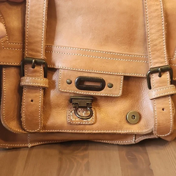 Bed Stu Leather Crossbody/Backpack Bag - Picture 2 of 12